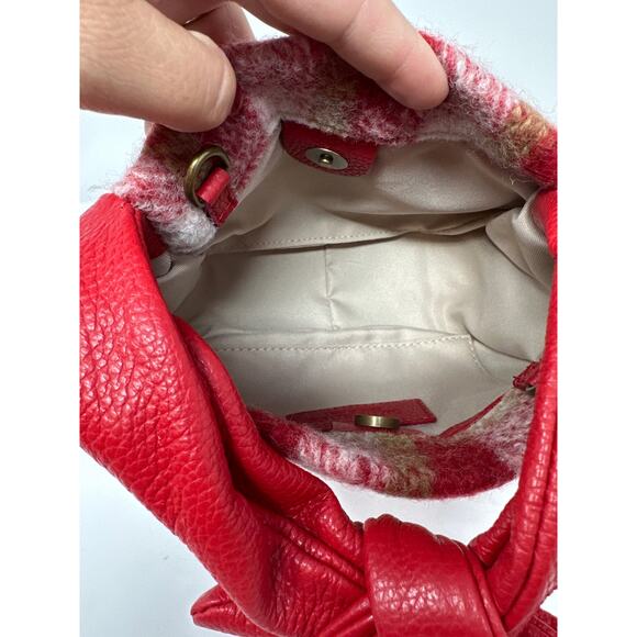 Sundance NWOT Red Plaid Soire Knotted Mini Hand Bag - Picture 4 of 7